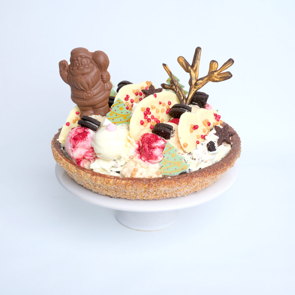 kerst ijstaart red velvet oreo en salted caramel ijs